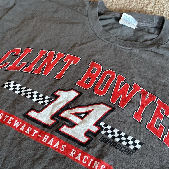 Clint Bowyer Grey T-Shirt - Picture 6 of 6